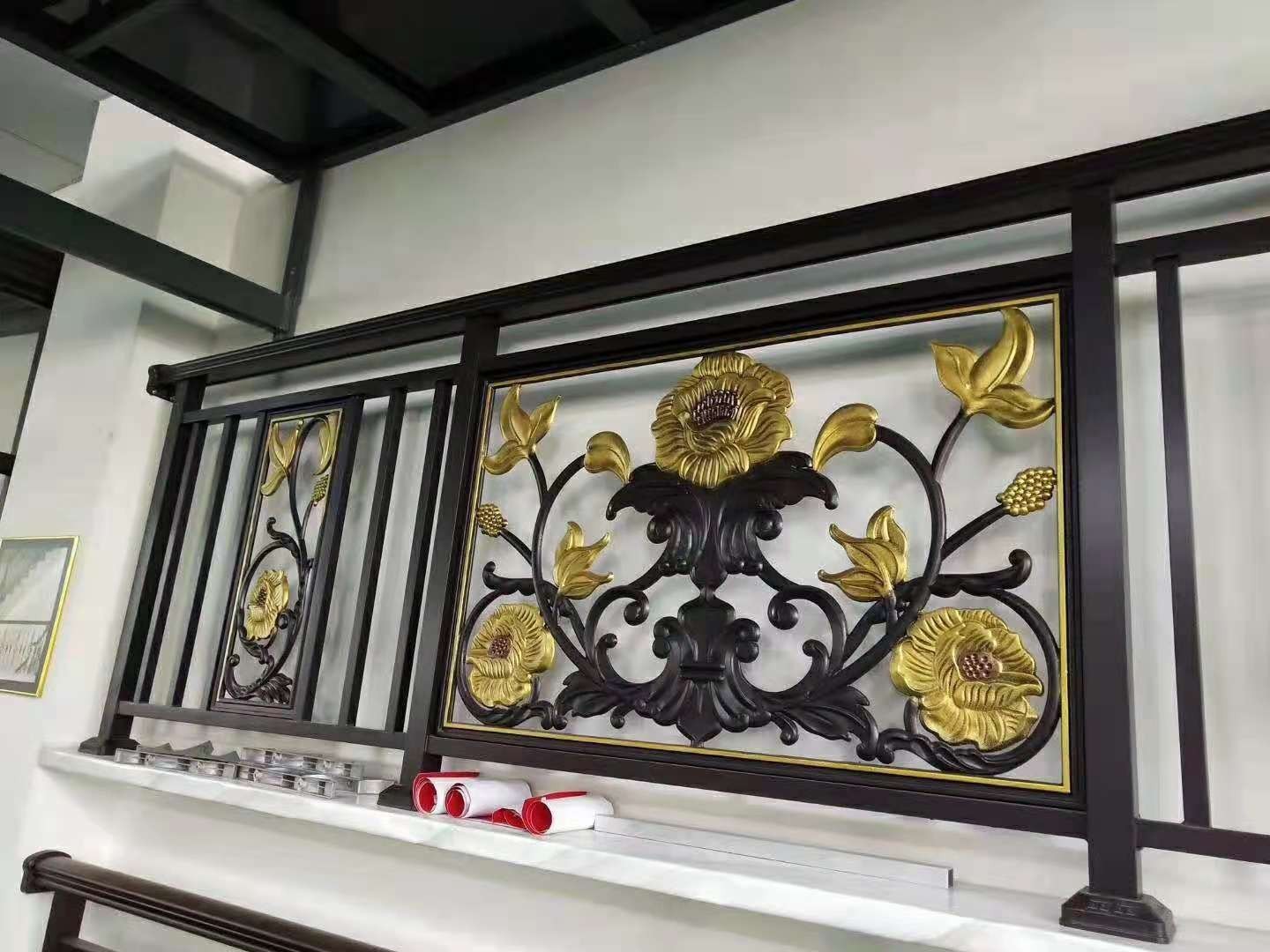 陽臺護(hù)欄的特點(diǎn)和安裝方式